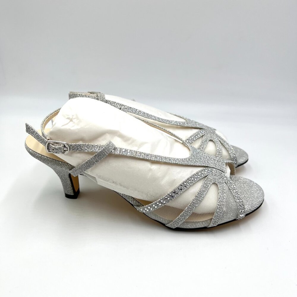 7W 7‎ WIDE WIDTH Touch Ups Womens Clara Silver Kitten Heels Dress Sandals Shoes